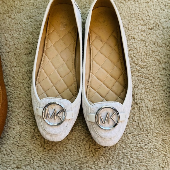 Michael Kors flat - Picture 3 of 6